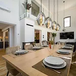 Semesterbostad Ferienvilla Grc Mit Infinity Pool By Interhome