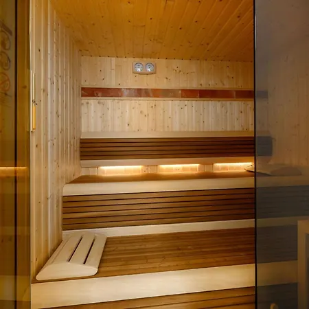 Ferienvilla Grc Mit Infinity Pool By Interhome