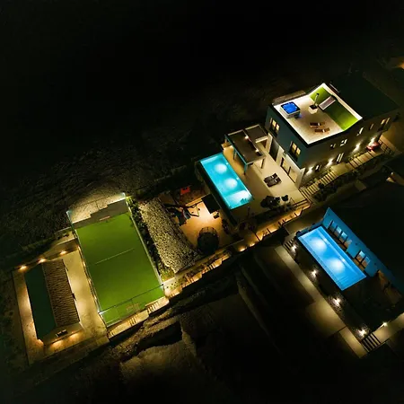 Hébergement de vacances Ferienvilla Grc Mit Infinity Pool By Interhome Žaborić