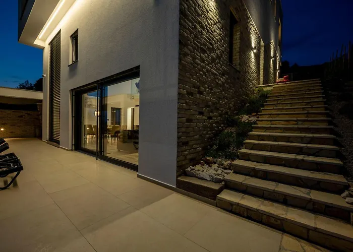 Ferienvilla Grc Mit Infinity Pool By Interhome Ferienhaus *