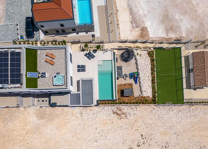 Ferienvilla Grc Mit Infinity Pool By Interhome *