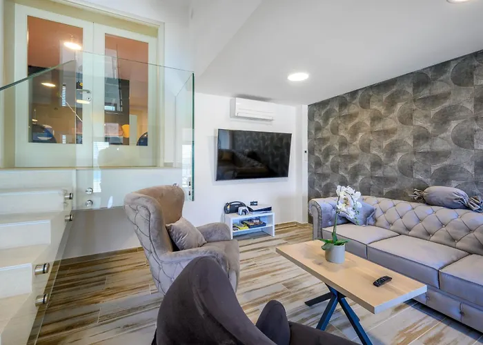 Ferienvilla Grc Mit Infinity Pool By Interhome *