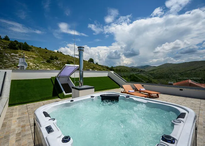 Ferienvilla Grc Mit Infinity Pool By Interhome * Zaboric
